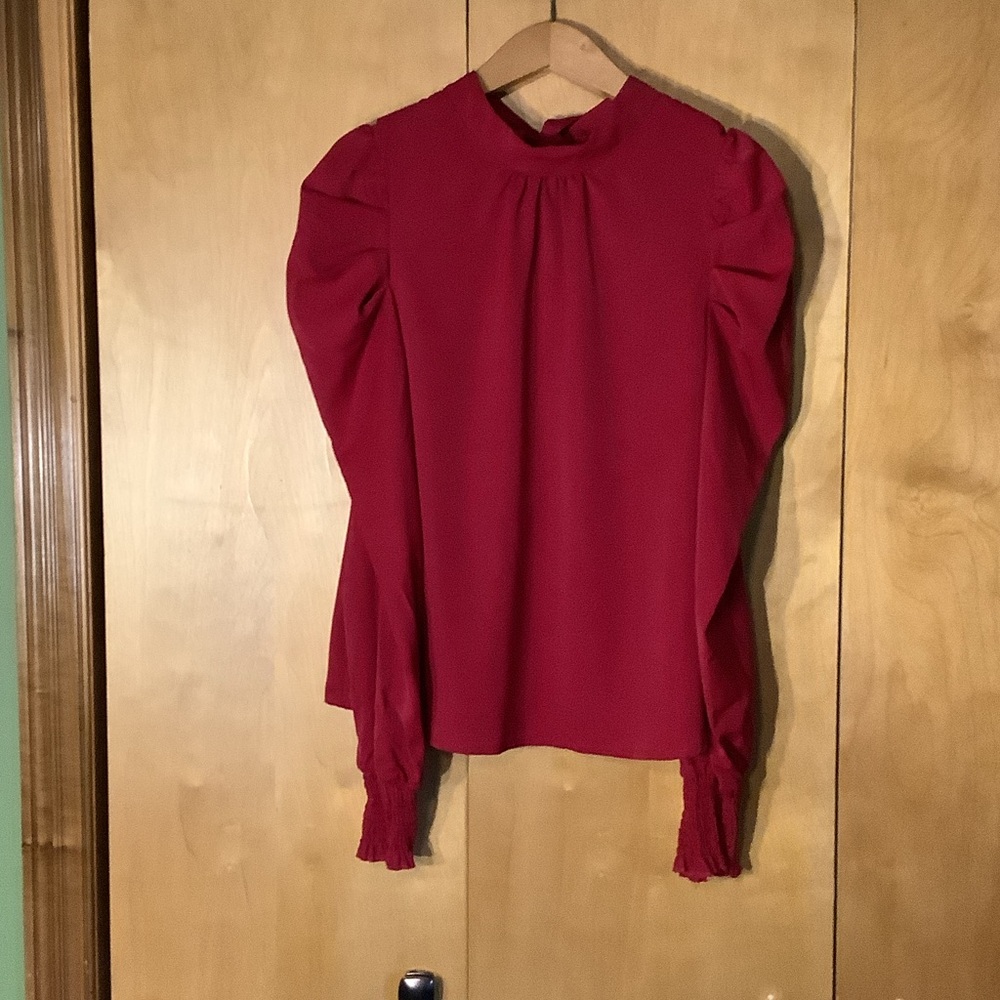 Angashion red bow detail blouse, size large